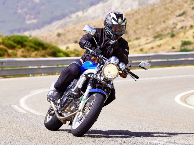 How to Practice Riding a Motorcycle Without Owning a Motorcycle