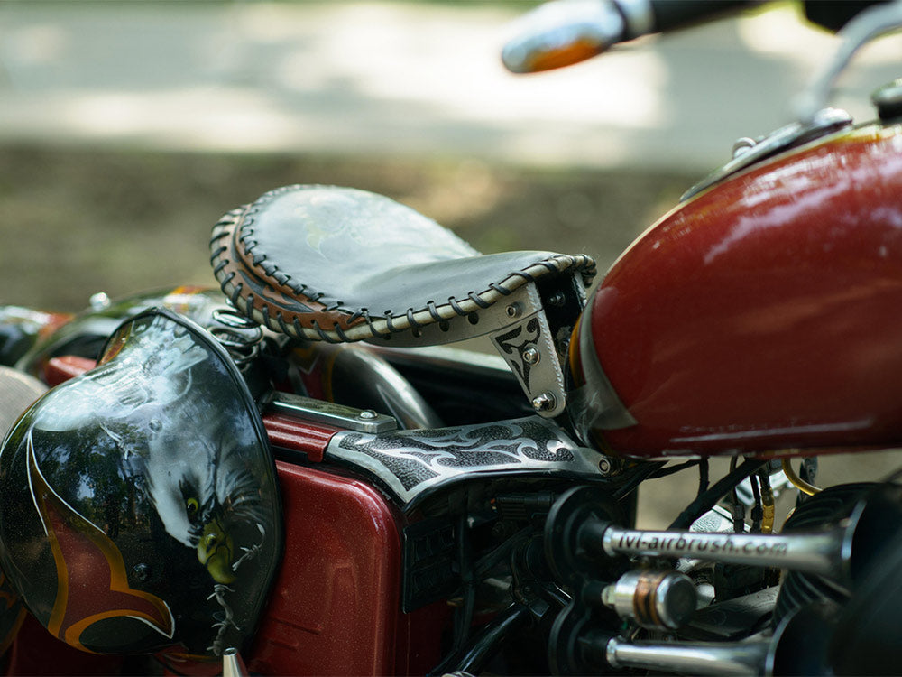 Motorcycle-Leather-Saddle