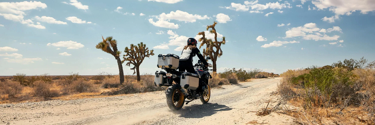 BMW R 900 GS Adventure Touring Side Cases & Top Cases