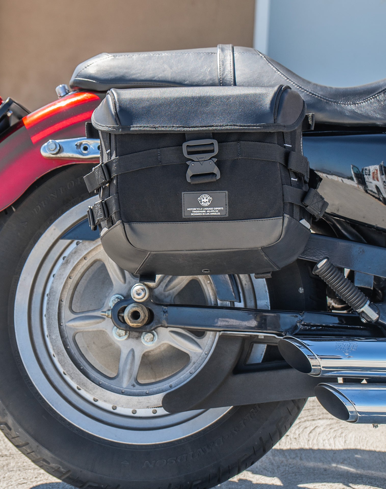 10L - Incognito Quick Mount Small Solo Motorcycle Saddlebag (Right Only) for Harley Sportster 883 Custom XL883C/XLH883C Lifestyle