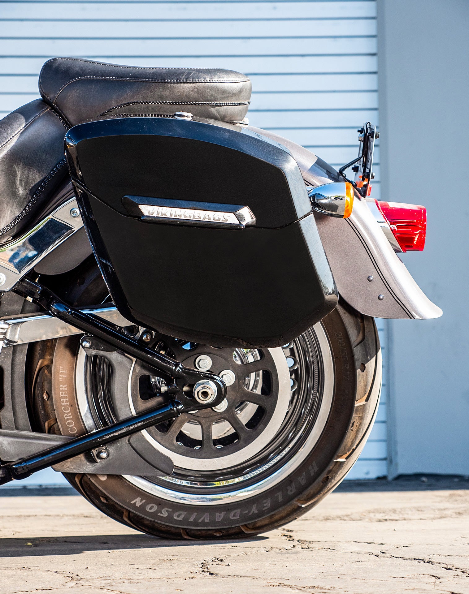 12L - Ironclad Quick-Mount Medium Harley Softail Fat Boy Lo FLSTFB Painted Hard Solo Saddlebag (Left Only) v2