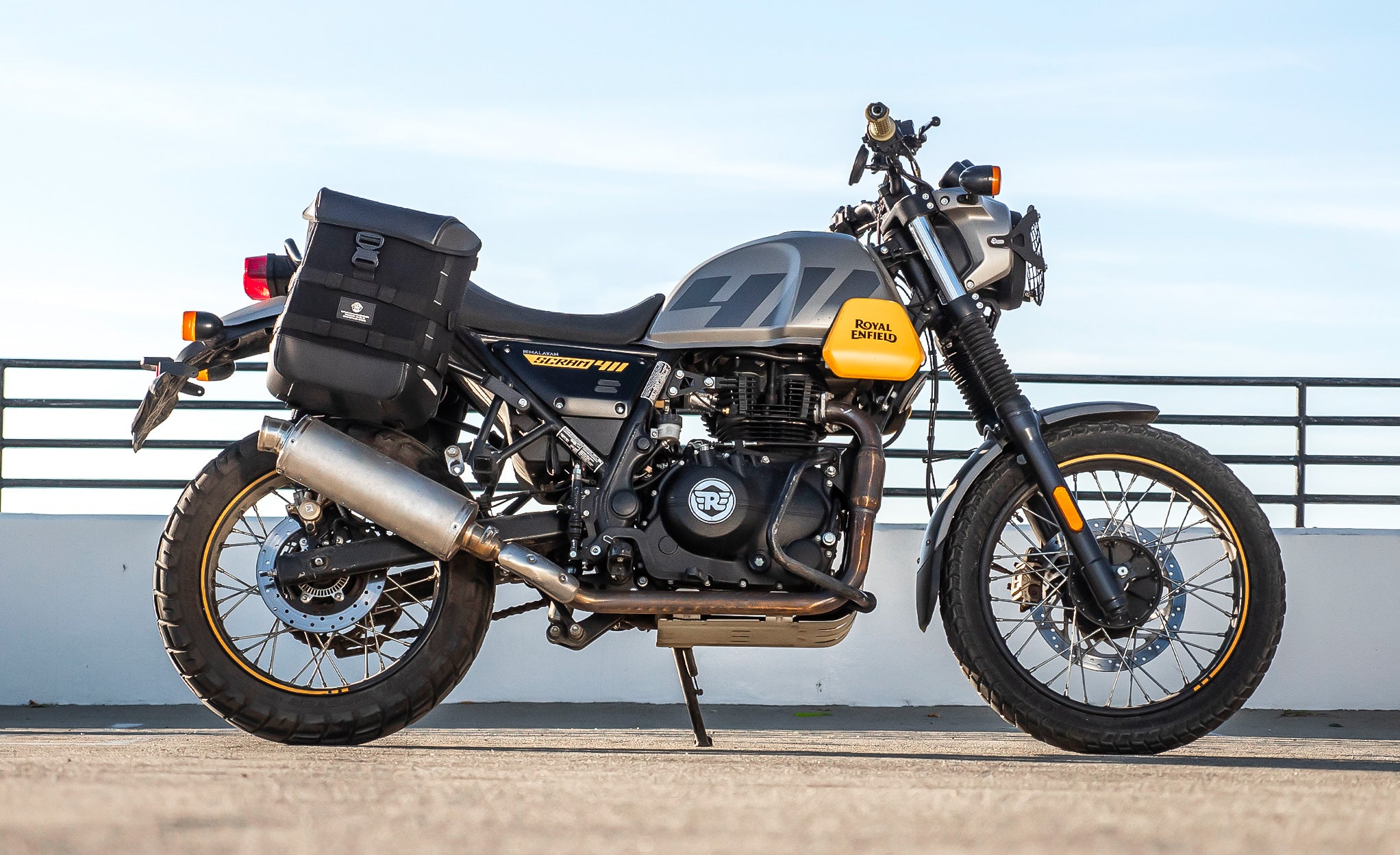 15L - Incognito Quick Mount Medium Royal Enfield Scram 411 Hard Solo Saddlebag (Right Only) @expand