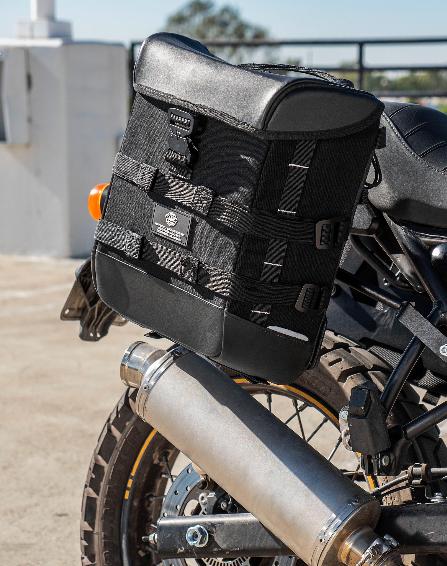 15L - Incognito Quick Mount Medium Royal Enfield Scram 411 Hard Solo Saddlebag (Right Only) v2