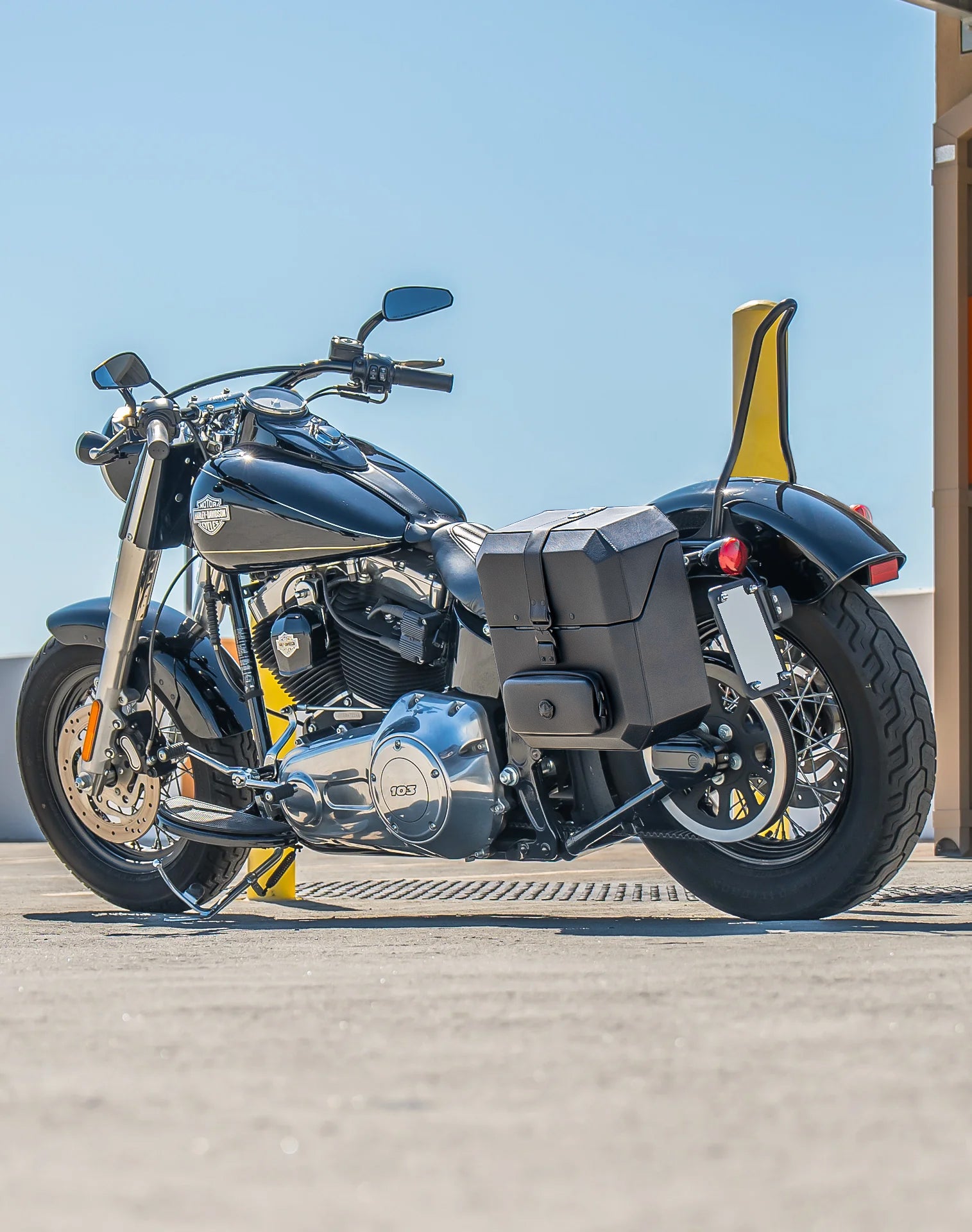 15L - Outlaw Quick Mount Medium Harley Softail Slim FLS Hard Solo Saddlebag (Left Only) Lifestyle