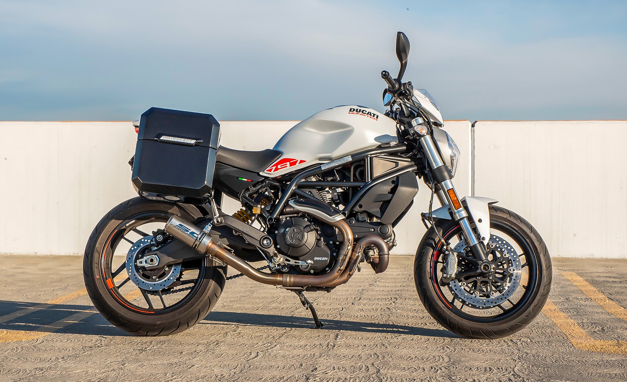 15L - Outlaw Quick Mount Medium Ducati Monster 797 Painted Hard Solo Saddlebag (Right Only) @expand