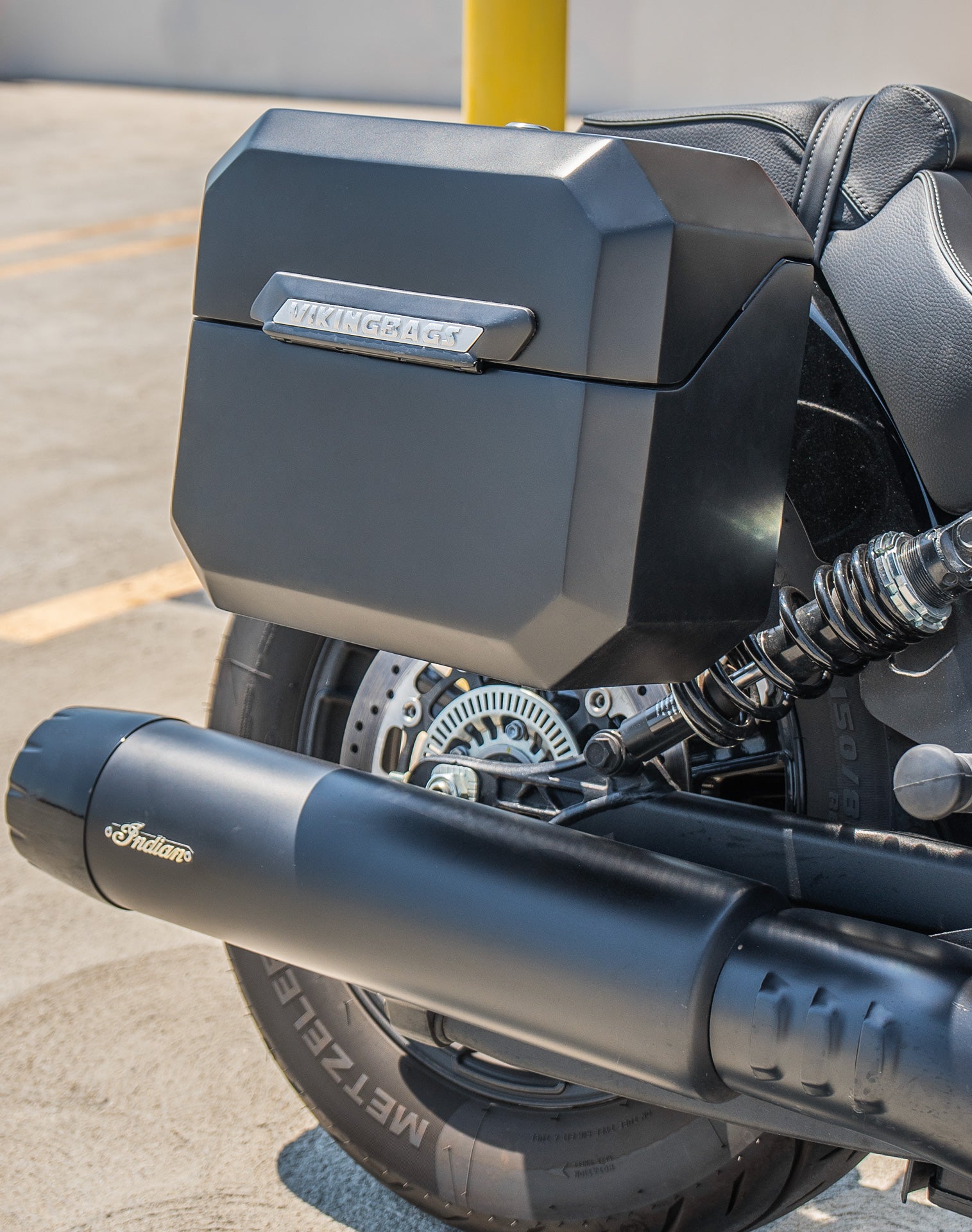 20L - Outlaw Quick-Mount Small Indian Sport Scout Matte Hard Saddlebags Life style