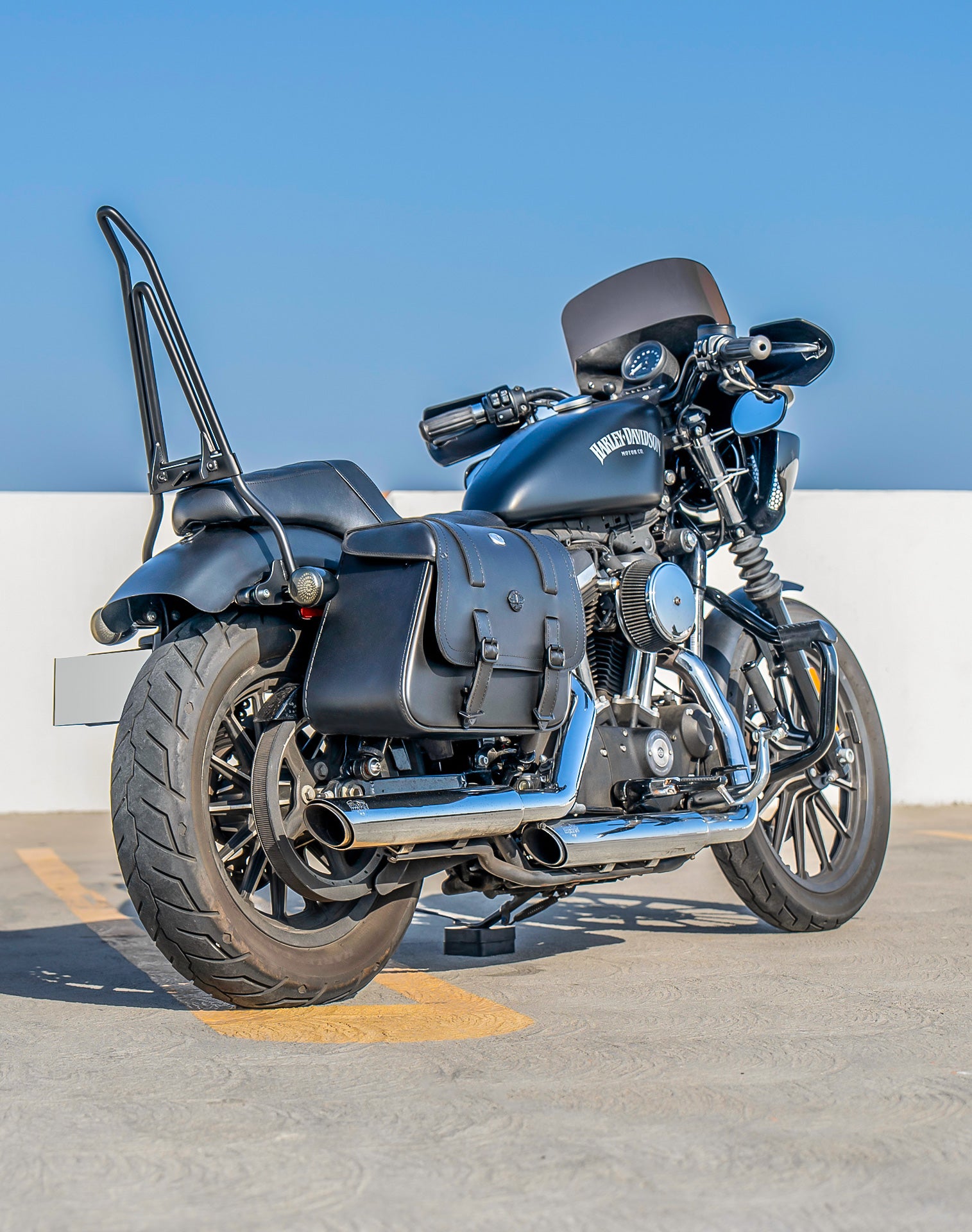22L - Ghost Medium Shock Cutout Motorcycle Saddlebags For Harley Sportster 883 Iron XL883N Lifestyle