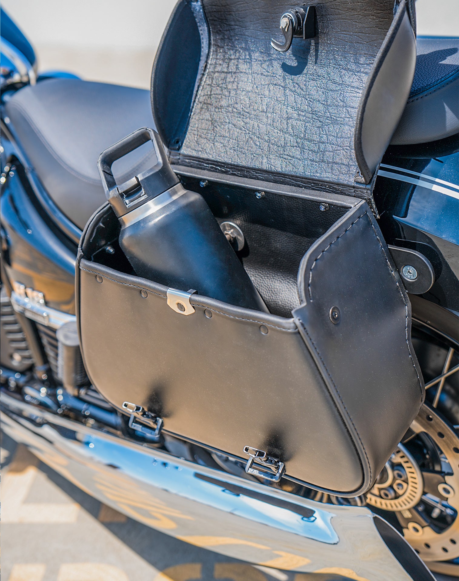25L - SpiritBlade Large BMW R18 Leather Motorcycle Saddlebags Lifestyle Vertical