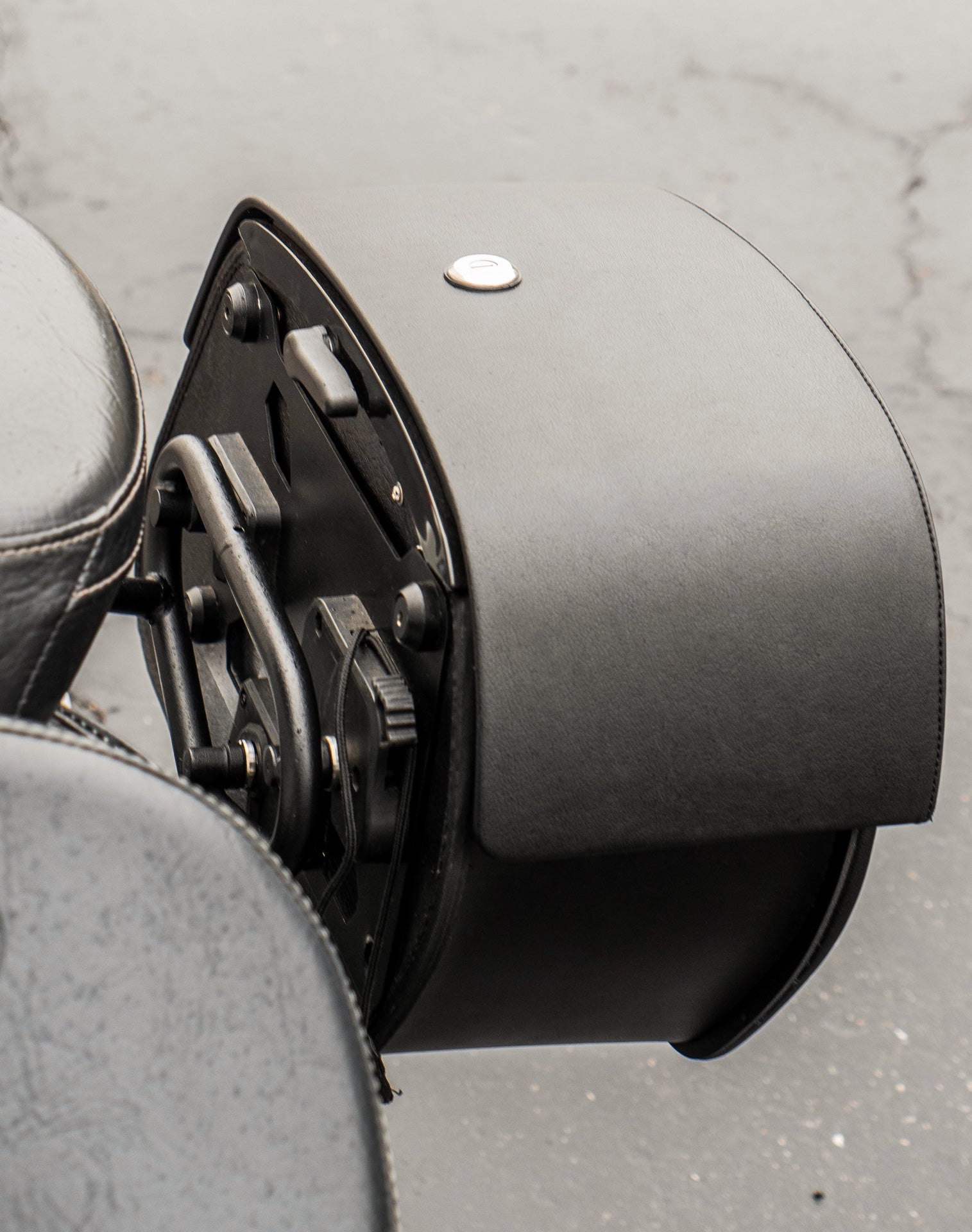 28L - Pantheon Quick-Mount Medium Indian Scout Classic Motorcycle Saddlebags Lifestyle