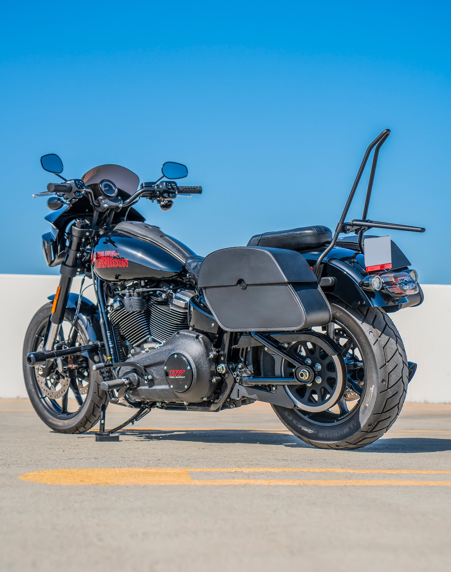 28L - Panzer Medium Quick-Mount Leather Saddlebags For 2025+ Harley Softail Low Rider S FXLRS Vertical Lifestyle