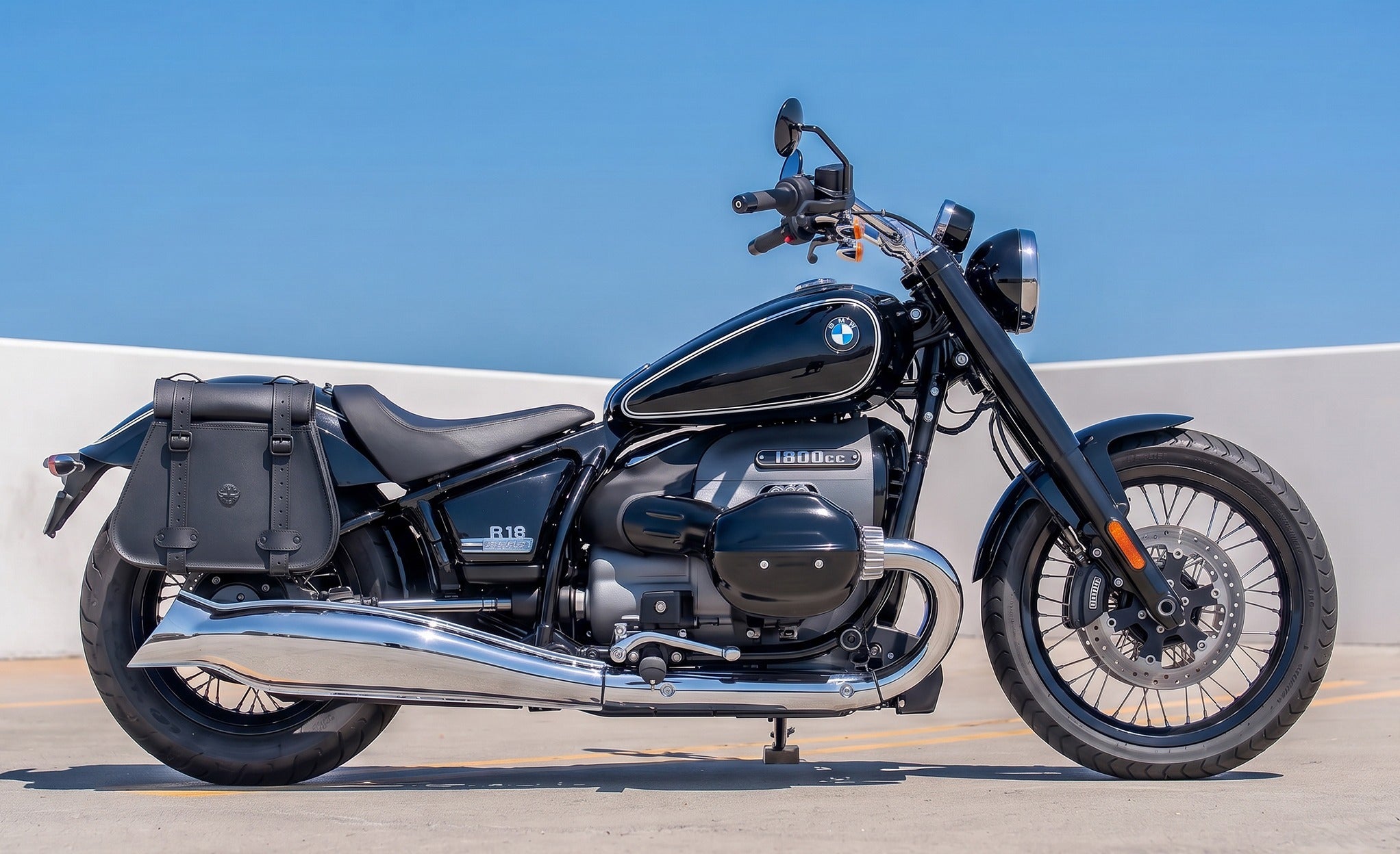 30L - SpiritBlade Roll-Top Large BMW R18 Motorcycle Leather Saddlebags Lifestyle Image @expand