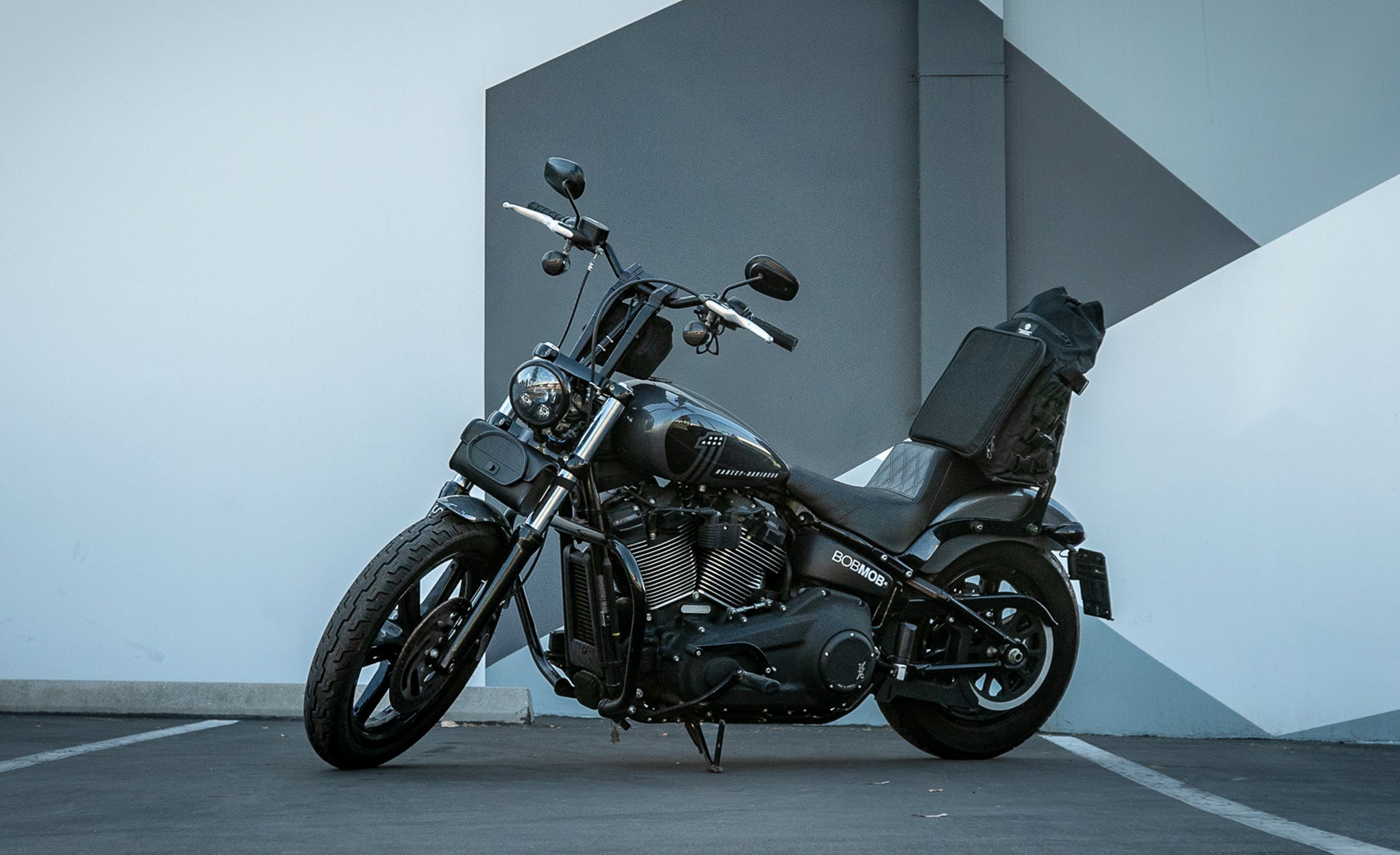 32L - Renegade XL Triumph Motorcycle Tail Bag @expand