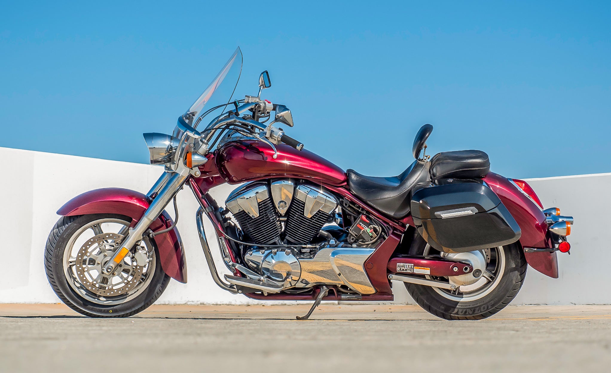 40L - Lamellar Raven XL Honda VT1300CT Interstate Painted Hard Saddlebags @expand