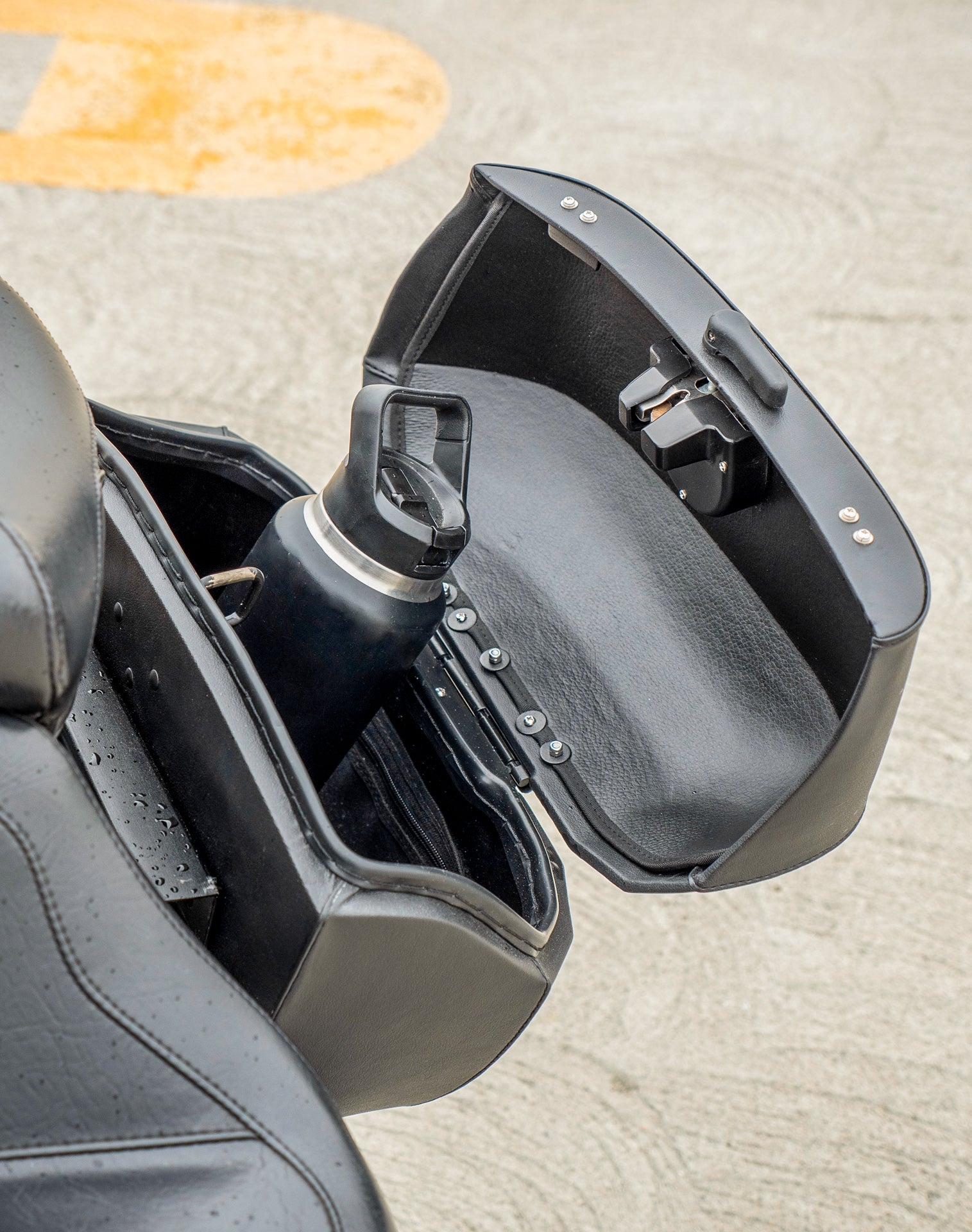 40L - Lamellar Raven XL Honda VTX 1800 F Hard Saddlebags v4