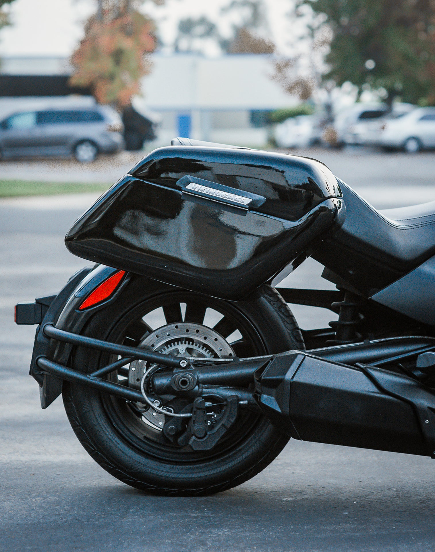 42L - Baldur Extra Large CAN AM Spyder F3 Painted Motorcycle Hard Saddlebags v3