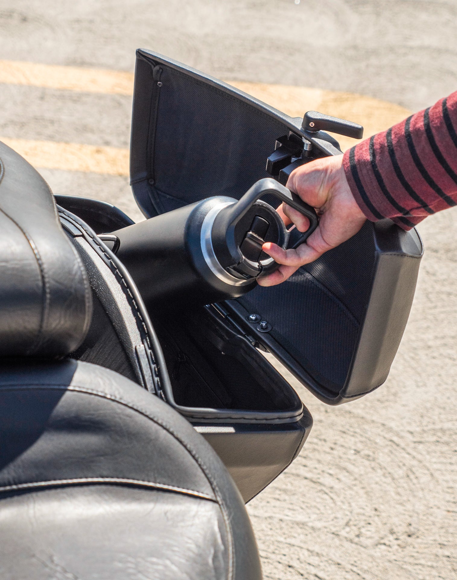 44L - Lamellar Stallion XL Honda Shadow 1100 Sabre Leather Wrapped Hard Saddlebags v4