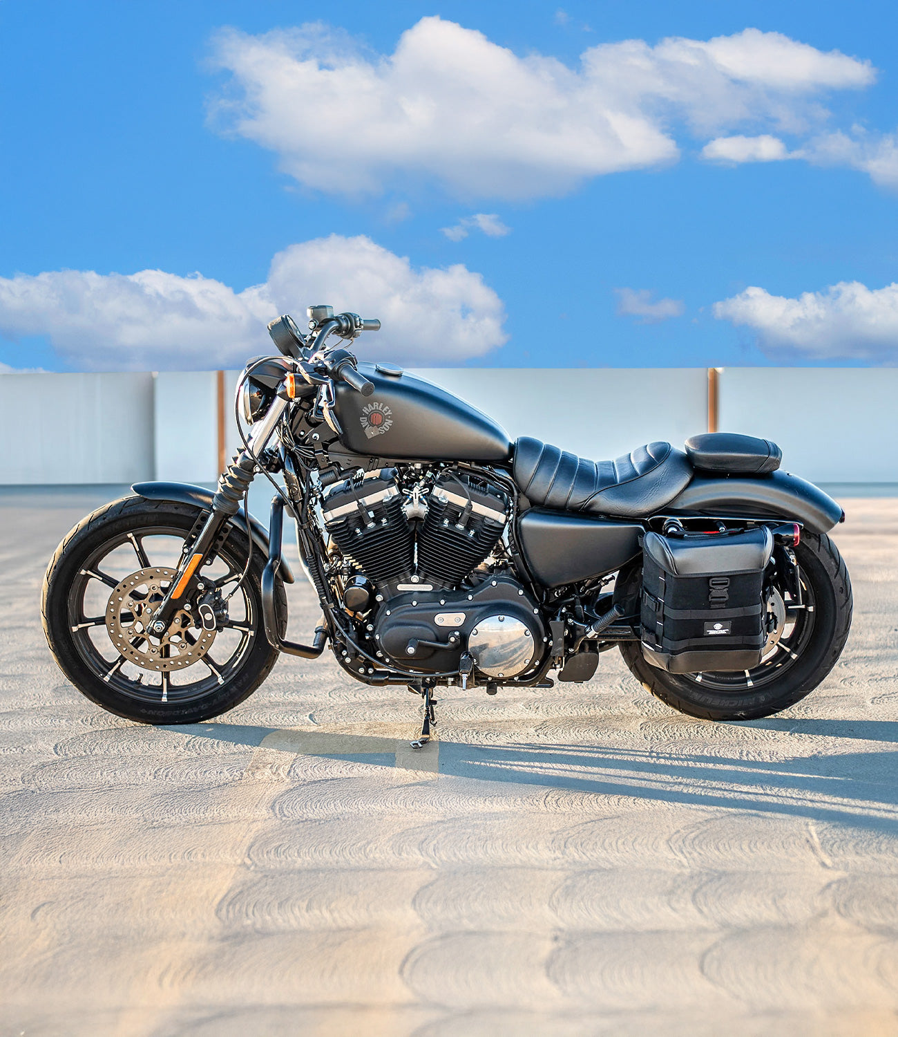 Saddlebags for Harley Sportster 883 Iron