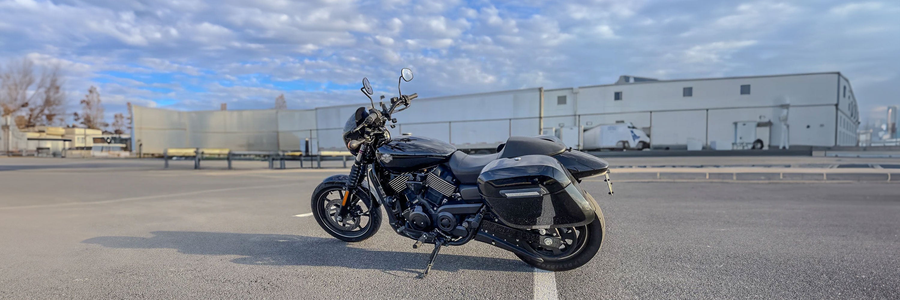 Harley Davidson Street Saddlebags