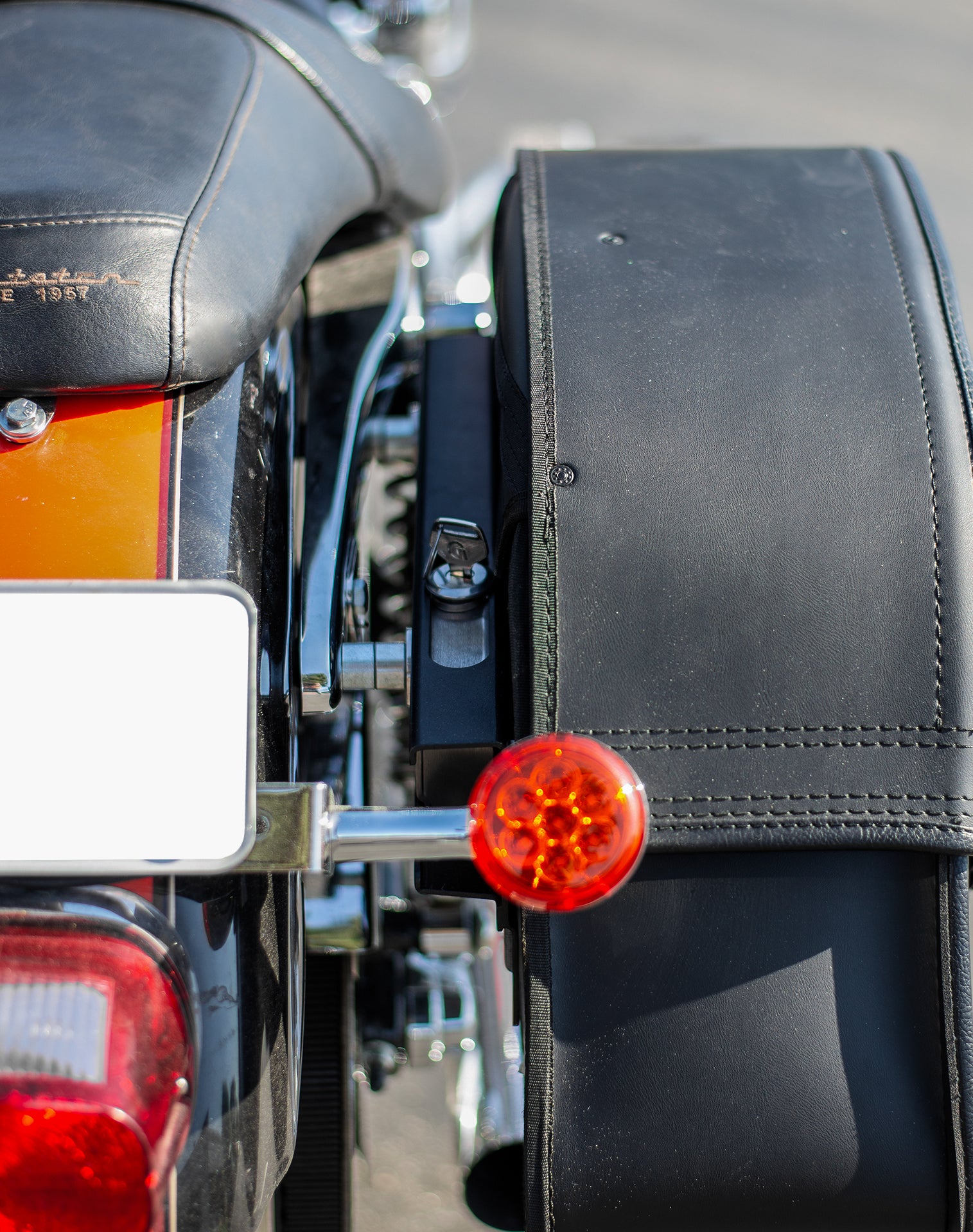 Viking Saddlebags Quick Disconnect System For Harley Davidson Sportster v2