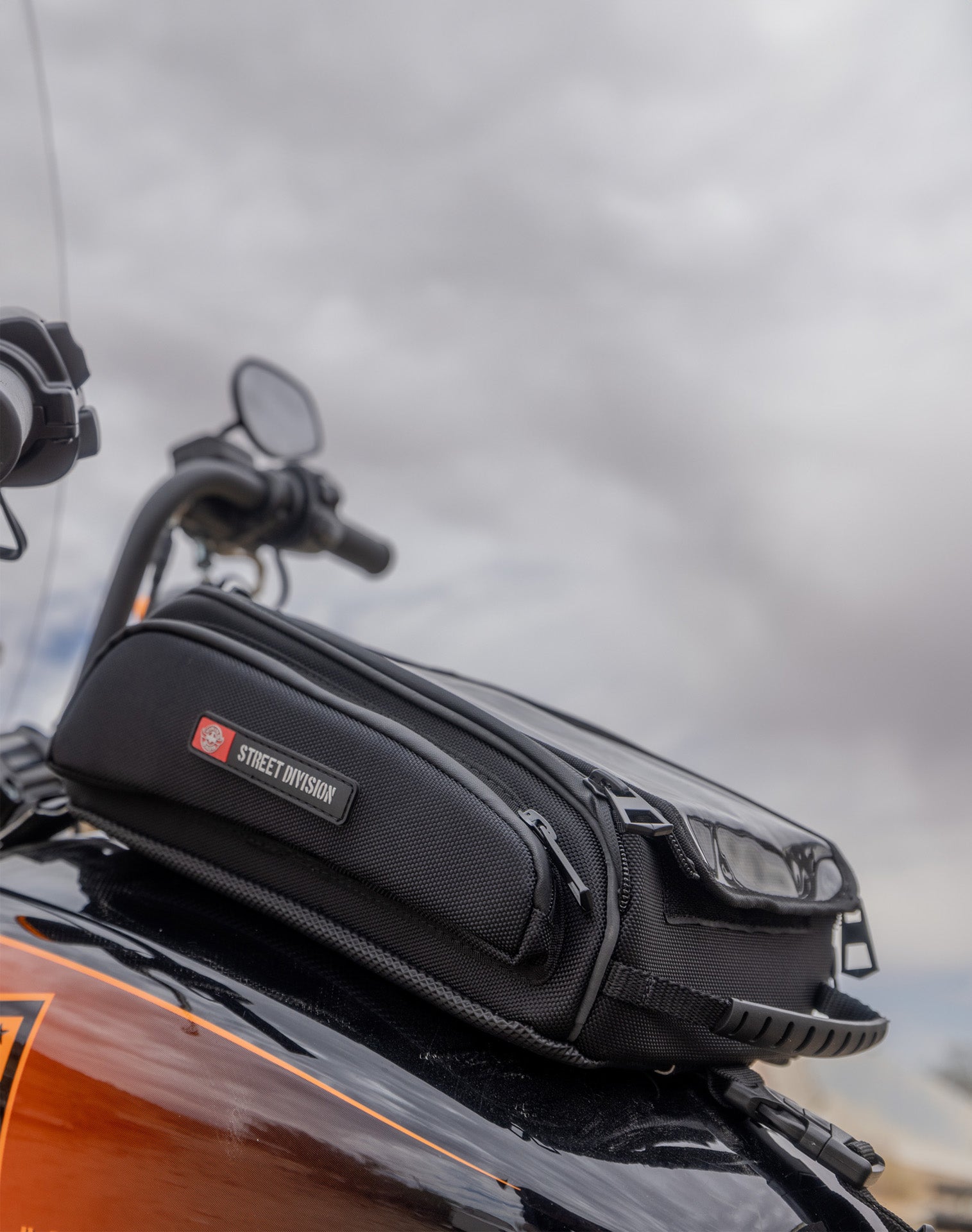 9L - Voyage Tank Bag for Harley Softail Fat Bob FXFB/S v2