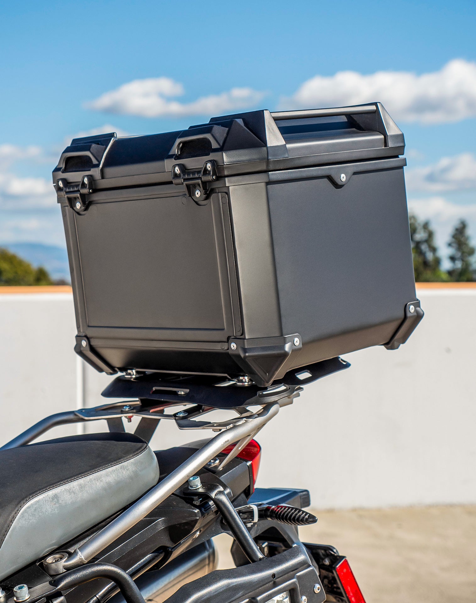 38L - Apex XL BMW F 850 GS Aluminum Top Case Black v3