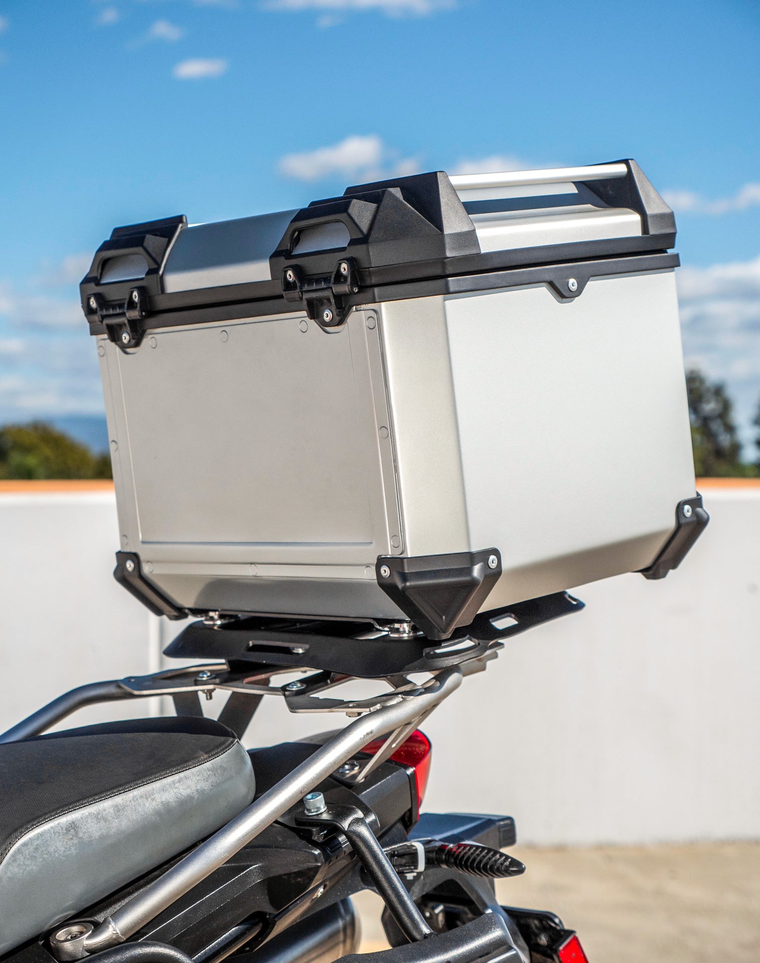 38L - Apex XL BMW F 850 GS Aluminum Top Case Silver v3