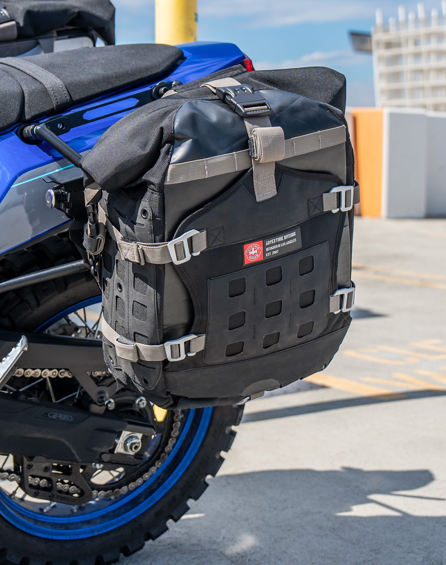 40L - Apex Medium Yamaha Tenere 700 ADV Touring Panniers Vertical Life Style