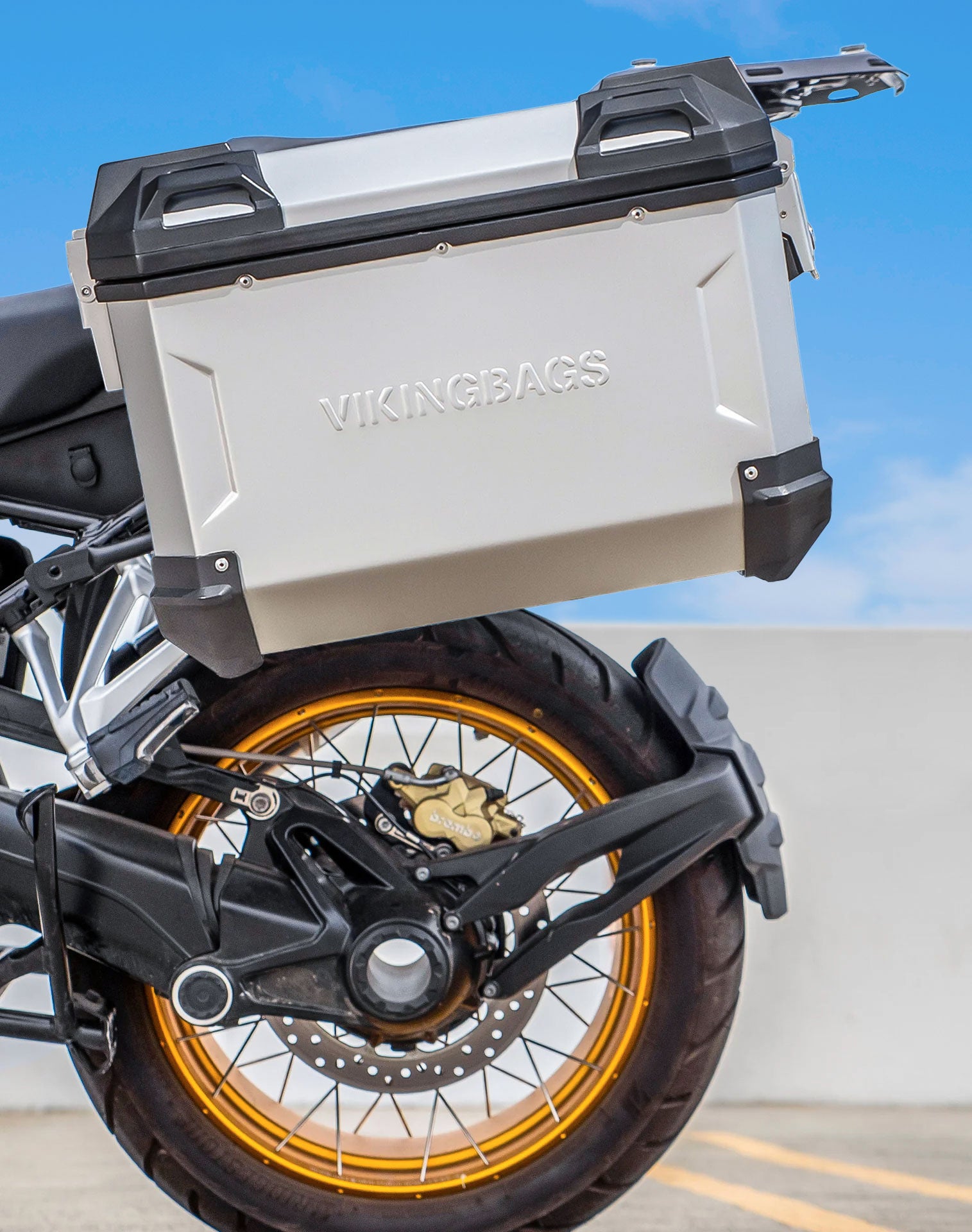 45L - Apex XL BMW R 1300 GS Aluminum Side Cases Silver Lifestyle