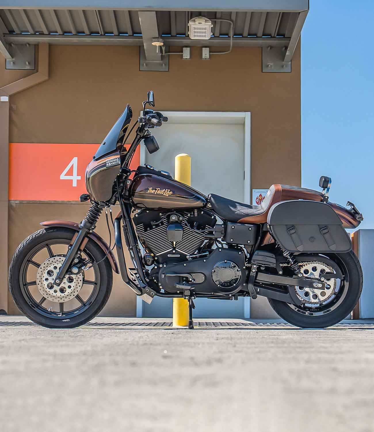 Harley Dyna Super Glide Custom All Motorcycle Luggage Bags, Parts & Accessories By Bike