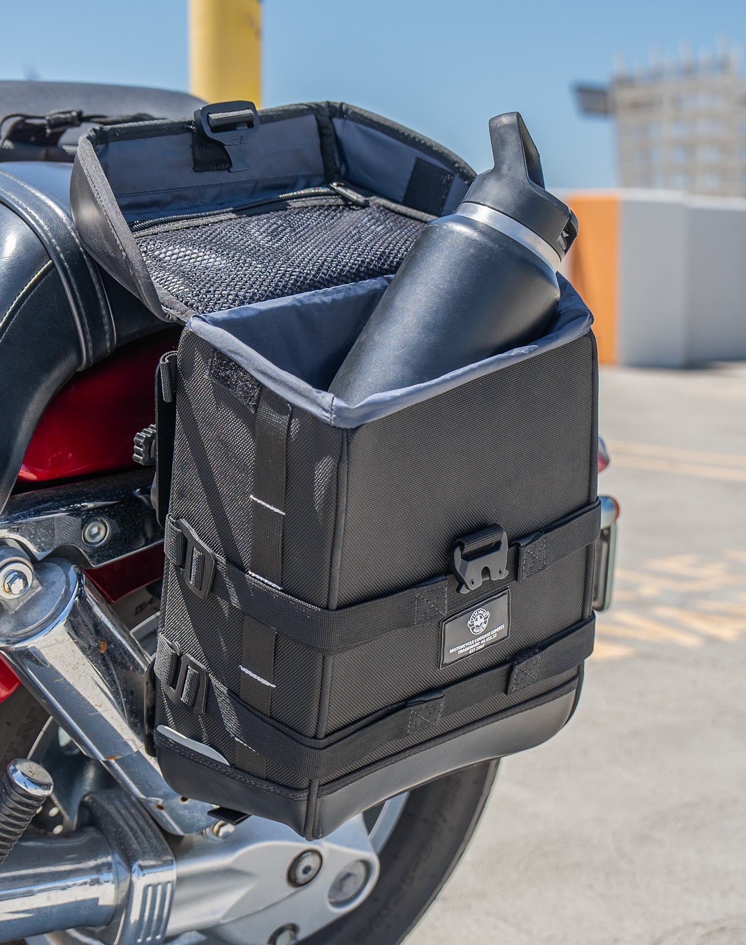 15L - Incognito Quick-Mount Medium Honda VTX 1300 C Solo Saddlebag (Left Only) Life Style 4