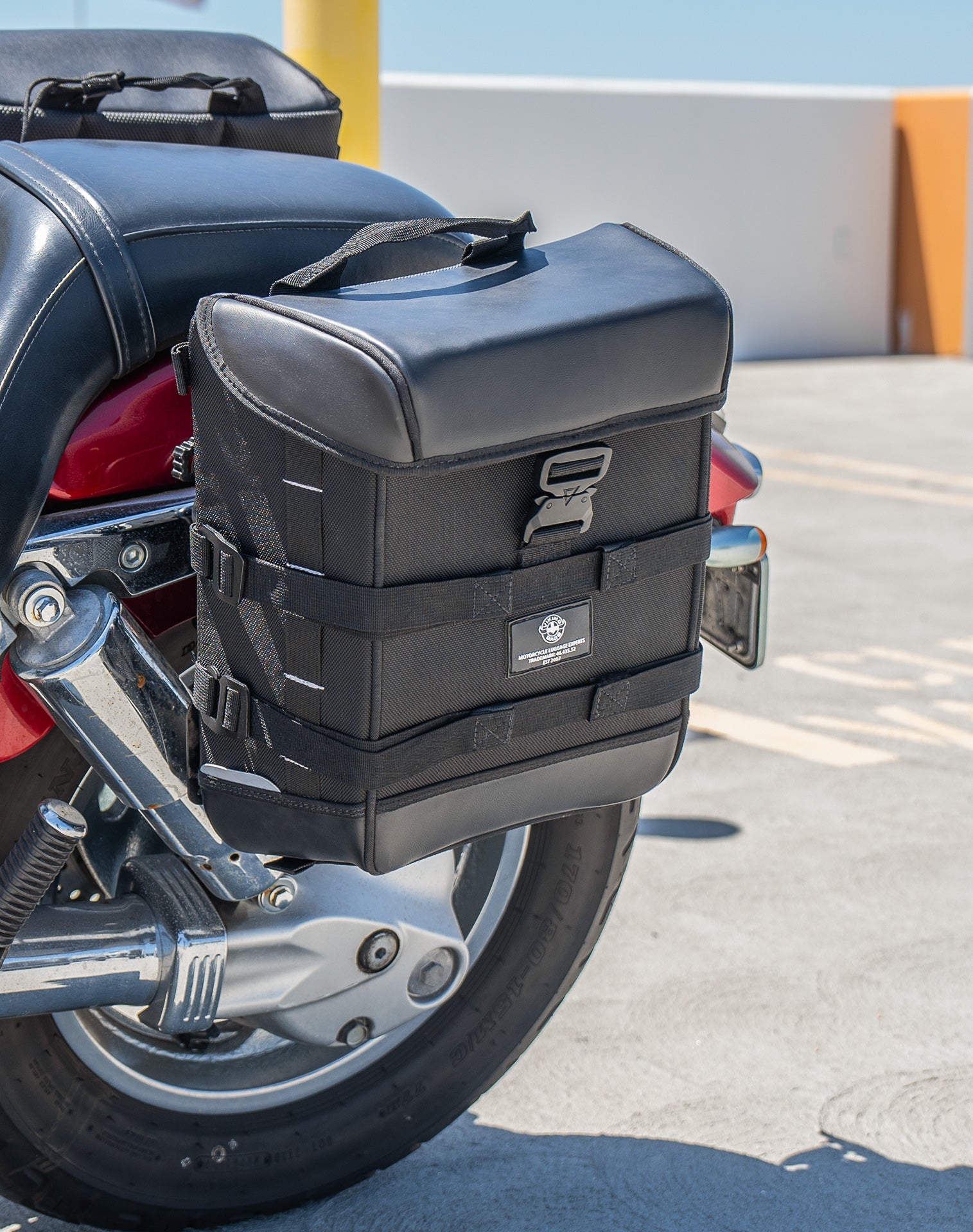 15L - Incognito Quick-Mount Medium Honda VTX 1300 C Solo Saddlebag (Left Only) Life Style 3