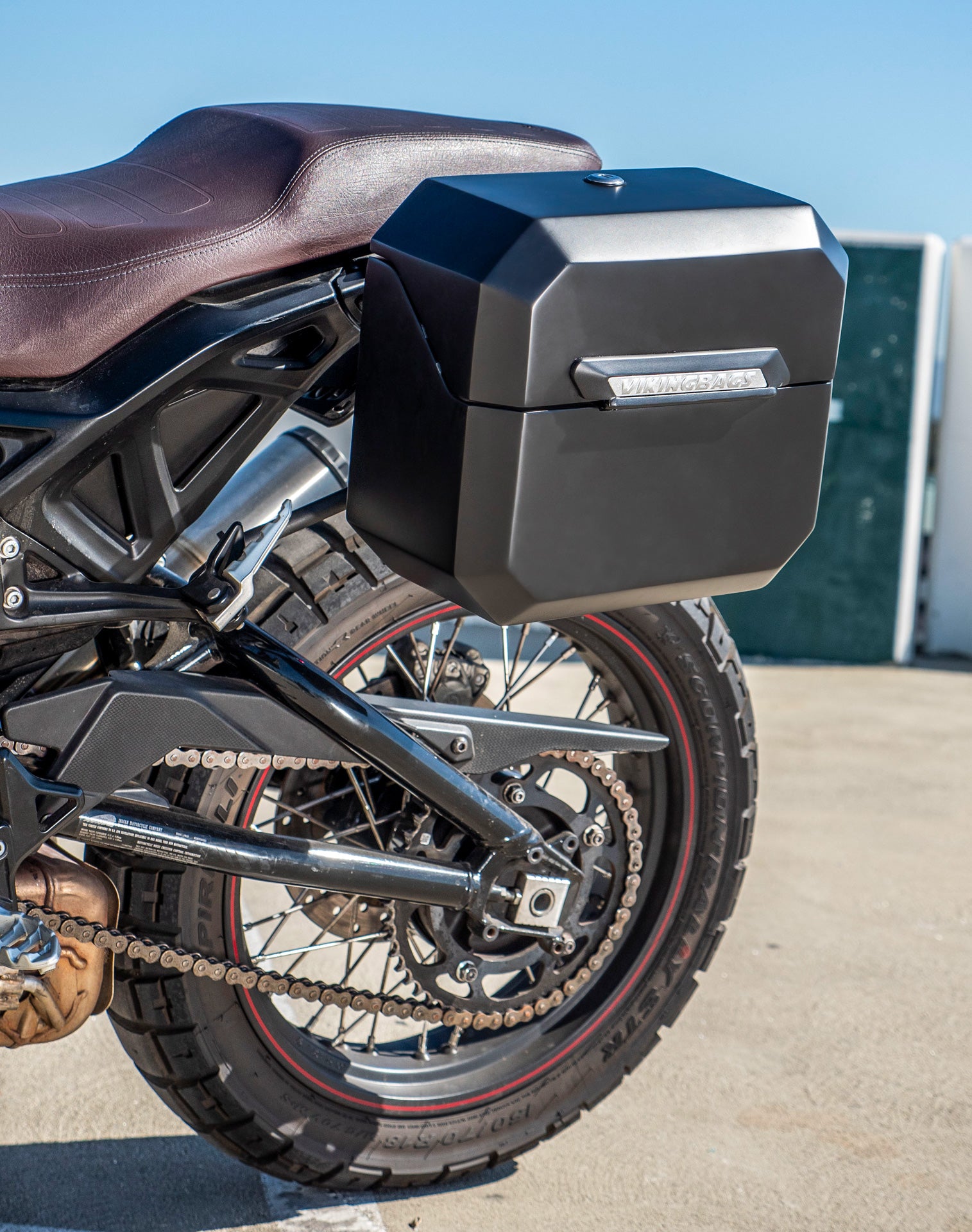 10L - Outlaw Quick Mount Small Indian FTR 1200 Matte Hard Solo Saddlebag (Left Only) v2