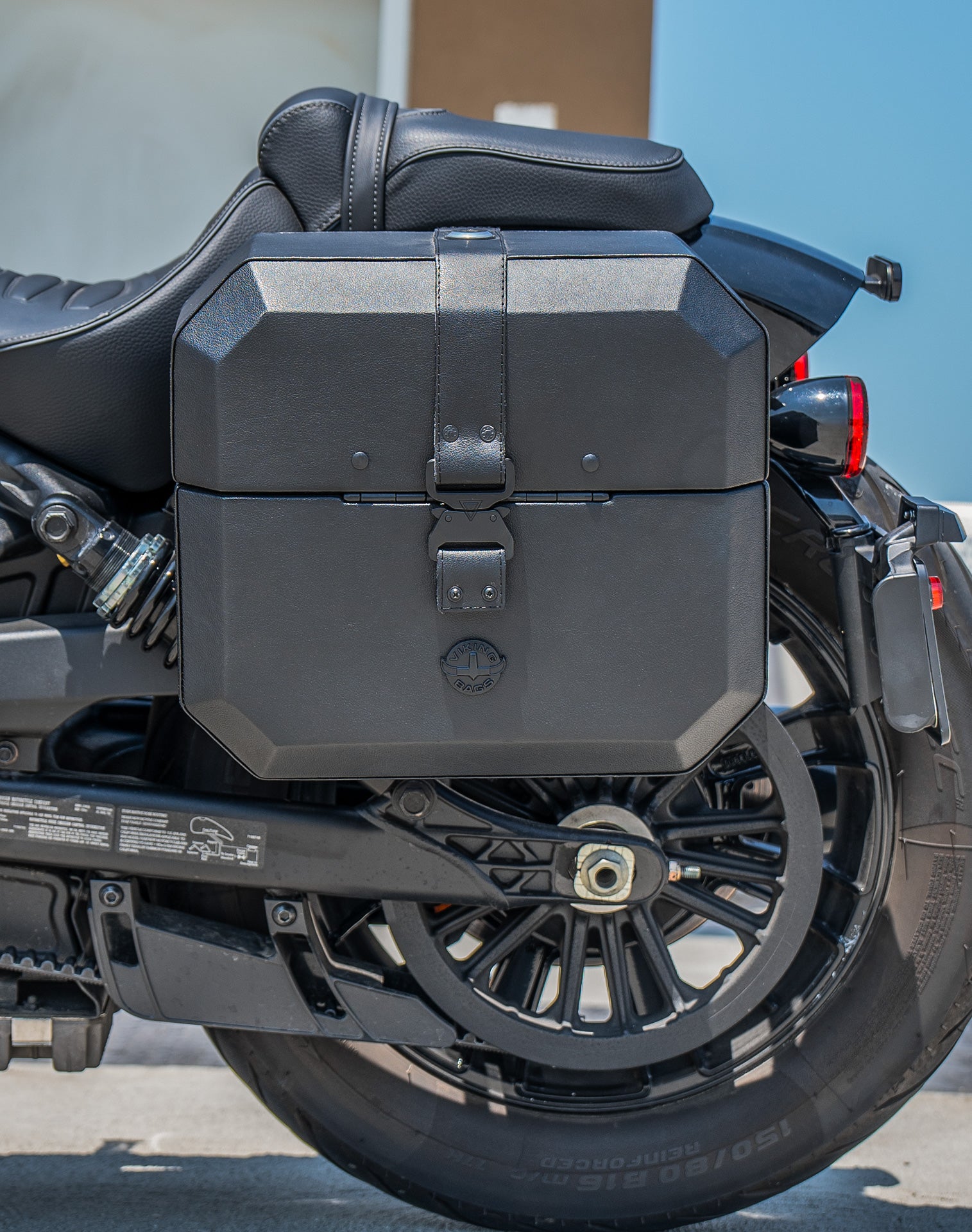 20L - Outlaw Quick-Mount Small Indian Scout Bobber Leather Wrapped Hard Saddlebags Life Style 2