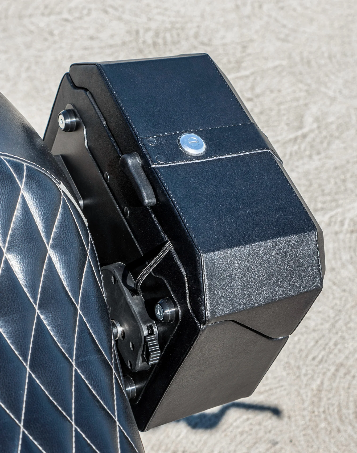 20L - Outlaw Quick-Mount Small Harley Softail Low Rider ST Leather Wrapped Hard Saddlebags Life Style 3