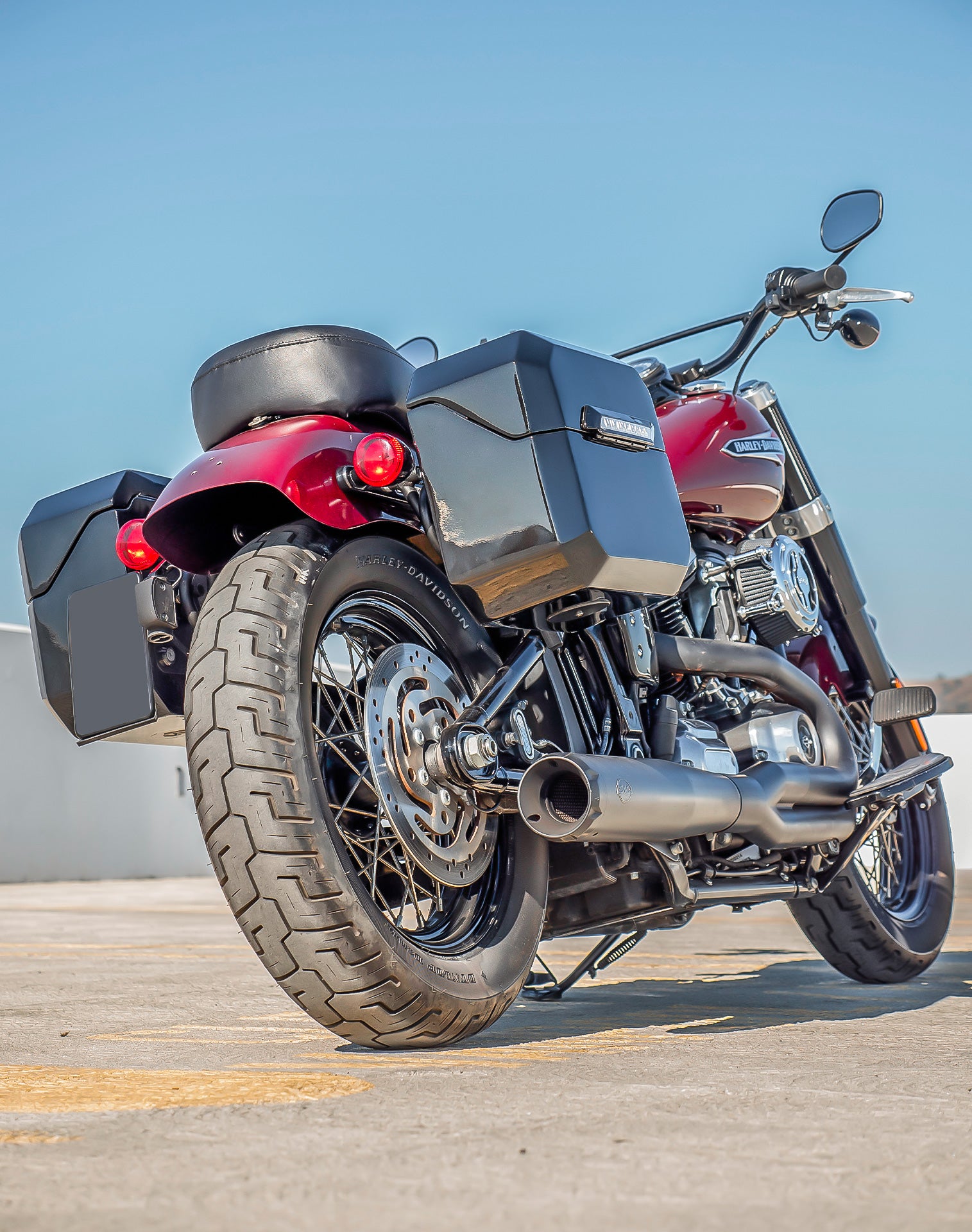 20L - Outlaw Quick-Mount Small Harley Softail Slim FLSL Painted Hard Saddlebags Life style 1