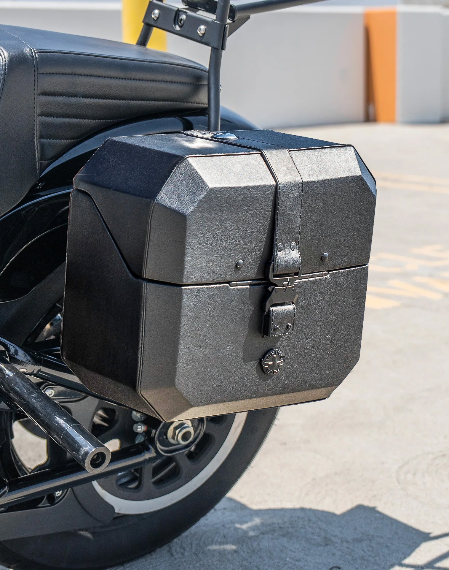 20L - Outlaw Quick-Mount Small Harley Softail Street Bob Leather Wrapped Hard Saddlebags Lifestyle Image