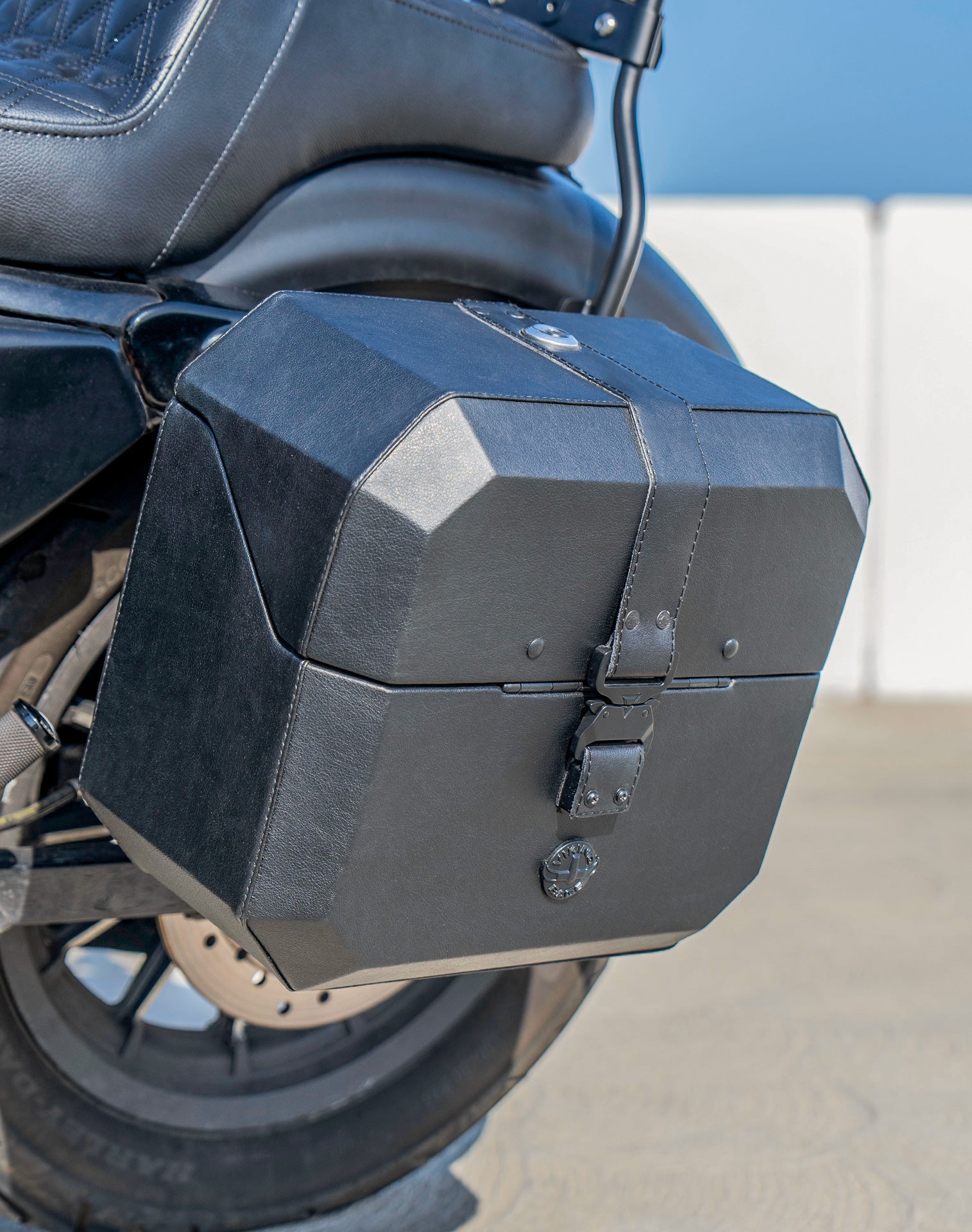 20L - Outlaw Quick-Mount Small Harley Sportster 883 Iron XL883N Leather Wrapped Hard Saddlebags Lifestyle
