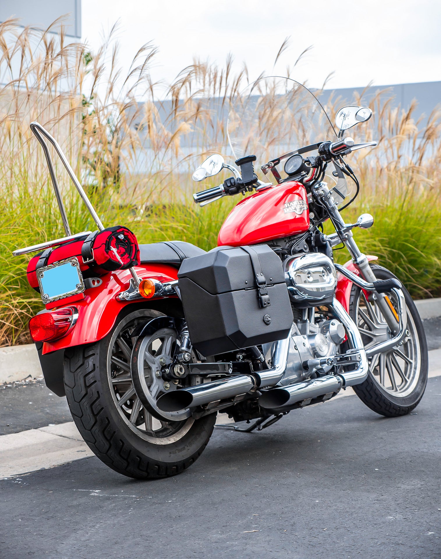 20L - Outlaw Quick-Mount Small Harley Sportster 883 Low XL883L Leather Wrapped Hard Saddlebags Life Style 1