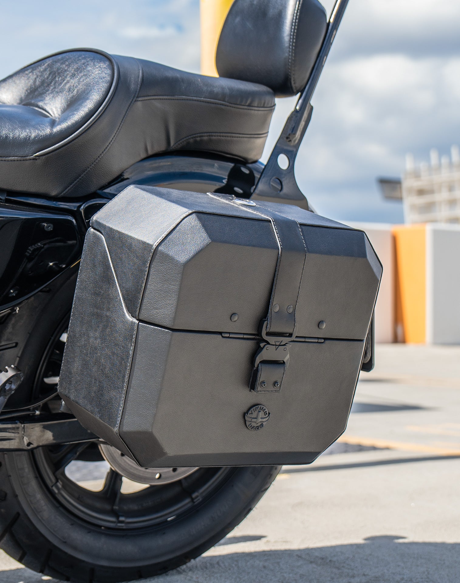 20L - Outlaw Quick-Mount Small Harley Sportster Iron 1200 Leather Wrapped Hard Saddlebags Lifestyle 3