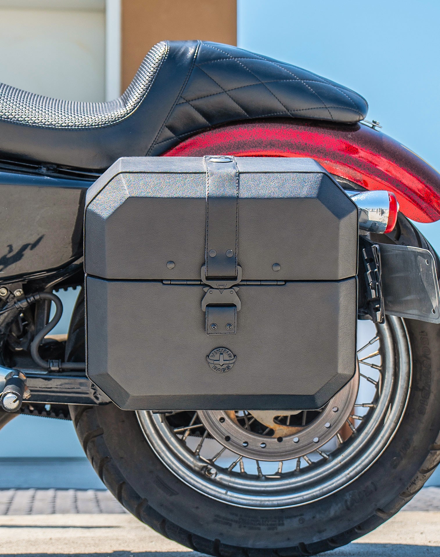 20L - Outlaw Quick-Mount Small Harley Sportster Seventy Two 72 Leather Wrapped Hard Saddlebags Life style 2