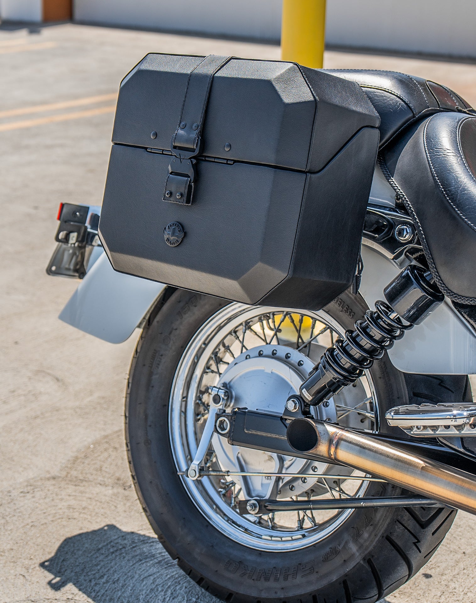 20L - Outlaw Quick-Mount Small Honda 750 Shadow Aero Leather Wrapped Hard Saddlebags Life Style 3