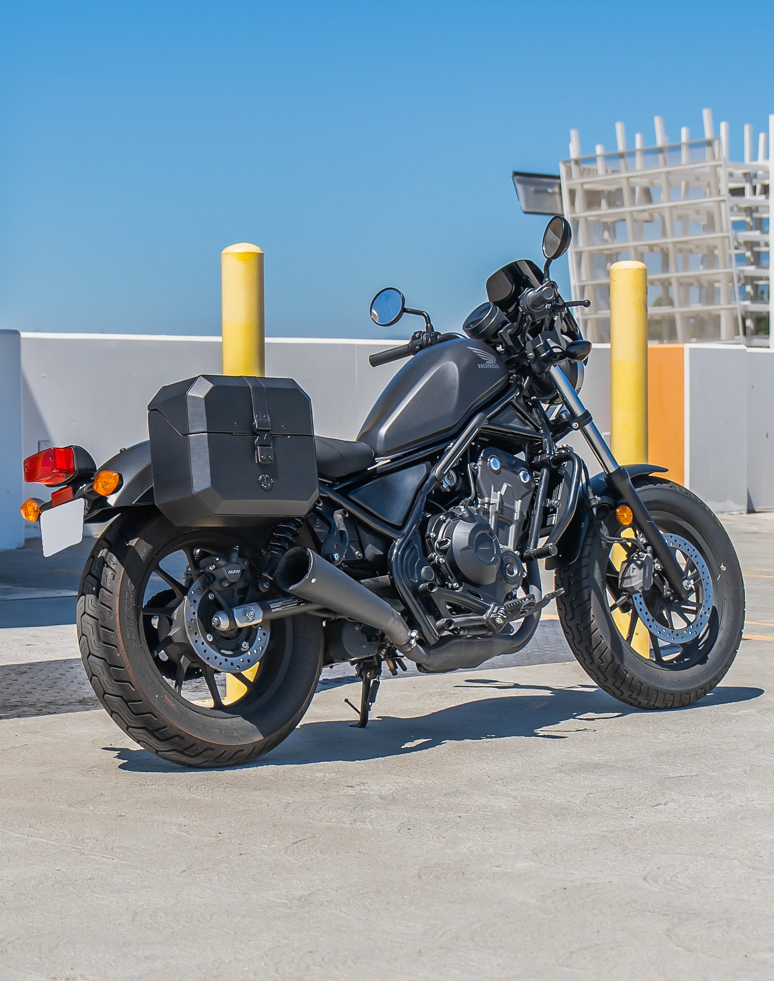 20L - Outlaw Quick-Mount Small Honda Rebel 500 Leather Wrapped Hard Saddlebags Life Style 1