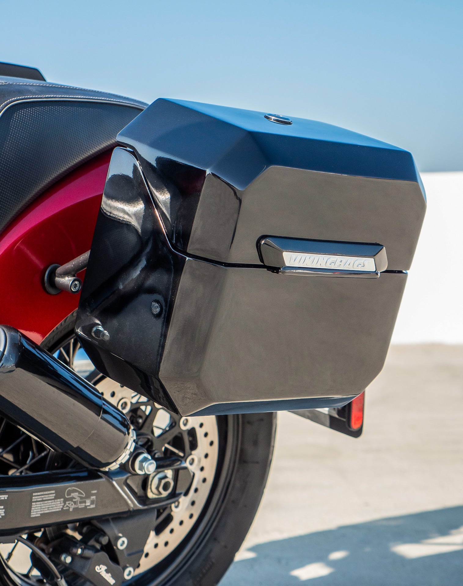 20L - Outlaw Quick-Mount Small Indian Chief Bobber Painted Hard Saddlebags Life style 2