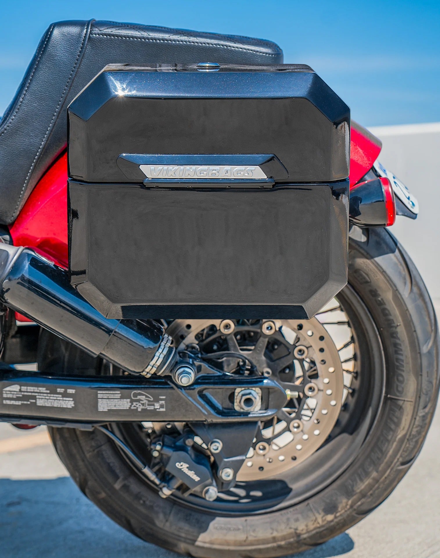20L - Outlaw Quick-Mount Small Indian Chief Dark Horse Painted Hard Saddlebags Life Style Photo