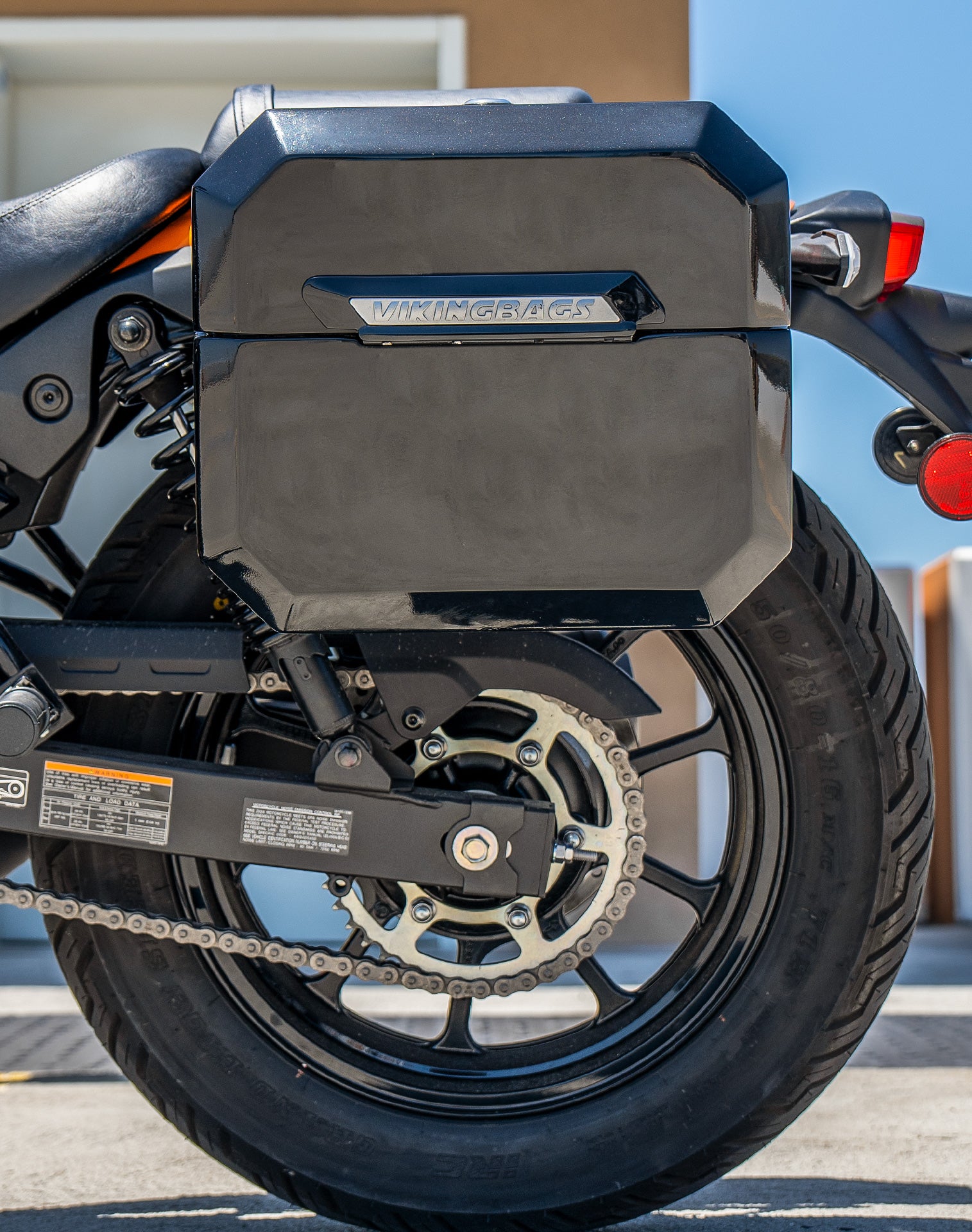 20L - Outlaw Quick-Mount Small Kawasaki Eliminator 450 Painted Hard Saddlebags Life style 2