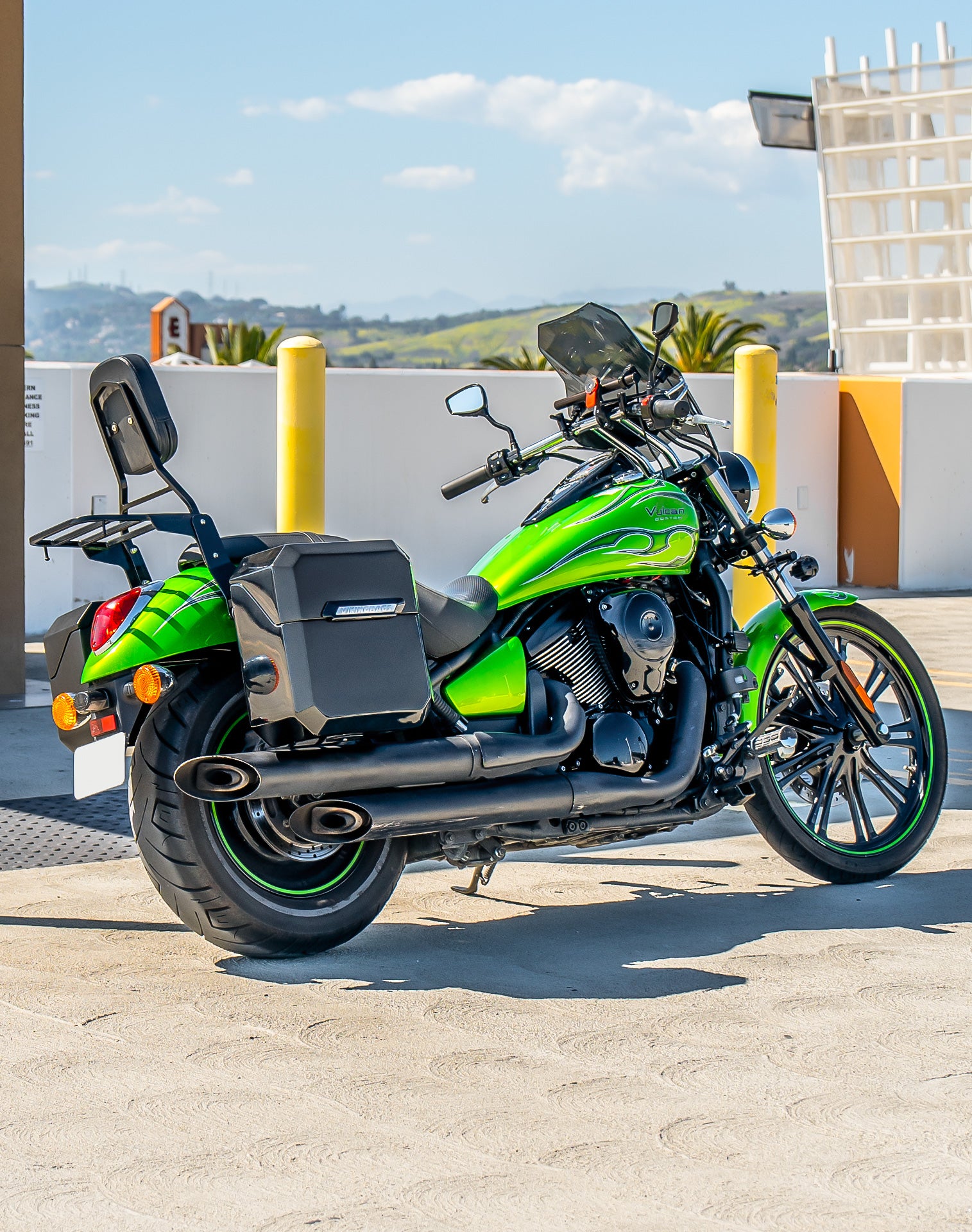 30L - Outlaw Quick Mount Medium Kawasaki Vulcan 900 Custom Painted Hard Saddlebags Life style 1