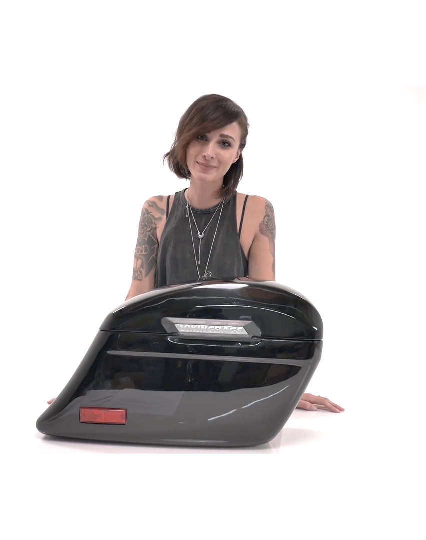 44L - Lamellar Stallion Extra Large Victory Judge Painted Motorcycle Hard Saddlebags Video