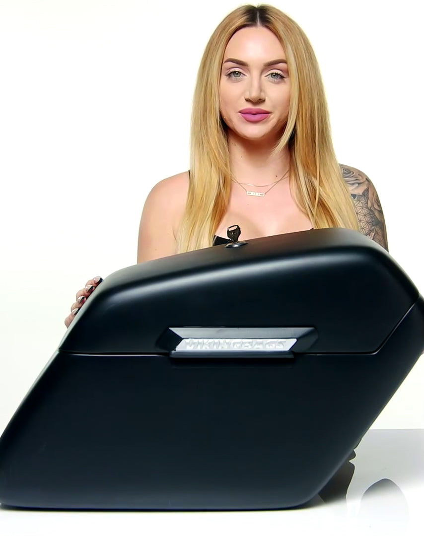 42L - Baldur Extra Large Matte Hard Saddlebags Video