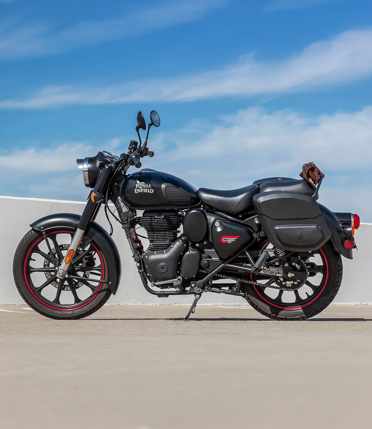 Royal Enfield Classic 350 (2022 & Above) Saddlebags Mobile