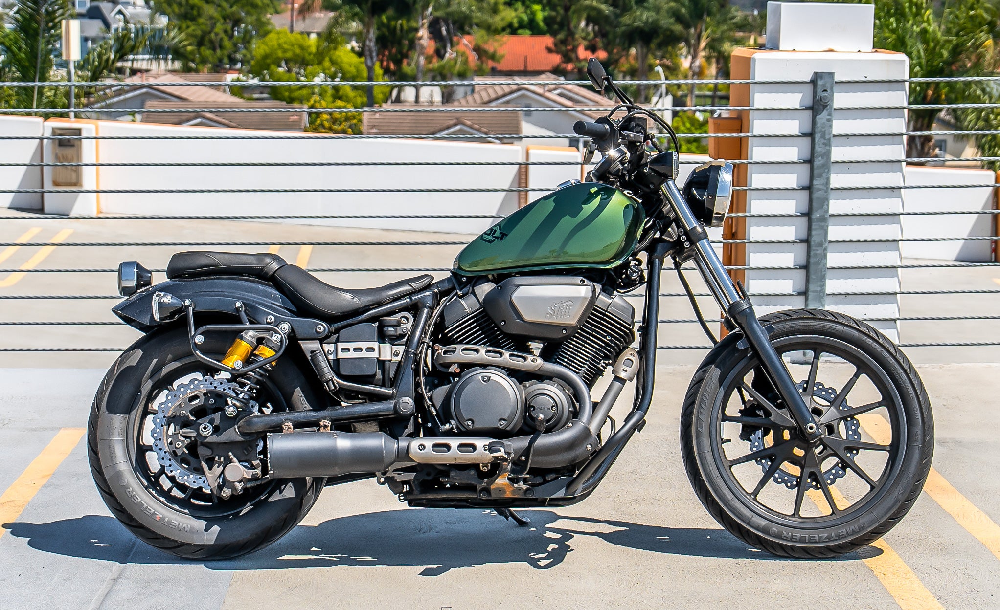 Viking Valguard Yamaha Bolt Crash Bar/Engine Guard Matte Black Lifestyle @expand